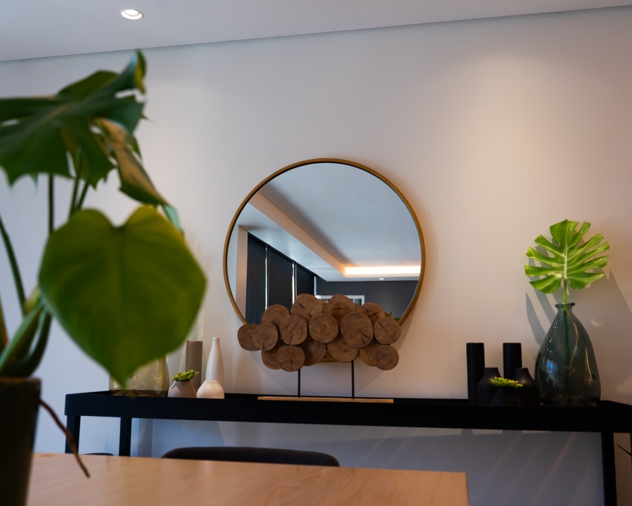 2 Bedroom Property for Sale in Sea Point Western Cape